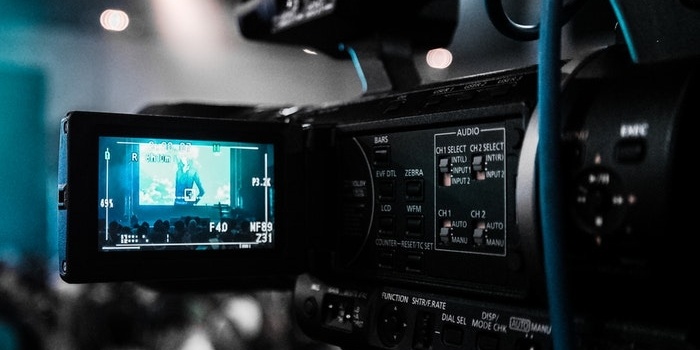 Four Tips for Choosing and Optimizing Visuals in Your Global Content Four Tips for Choosing and Optimizing Visuals in Your Global Content